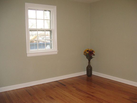 Gleaming Wood Floors