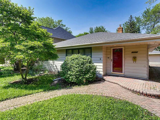 297 E Cayuga Ave photo 1