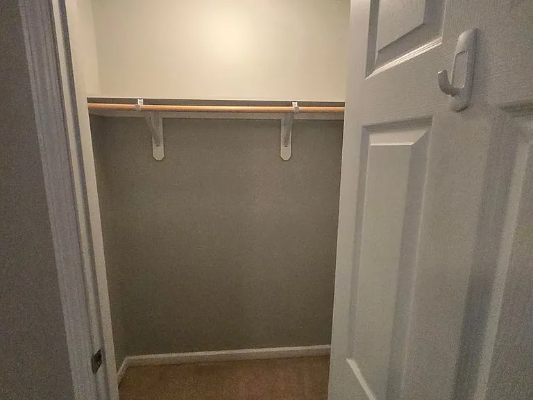140 Amanda Ln — Photo 14