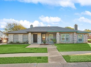 1148 Highpoint Rd, Bedford, TX 76022