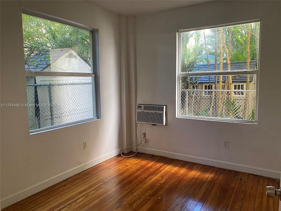 1st image of 1615 Pennsylvania Ave APT 11