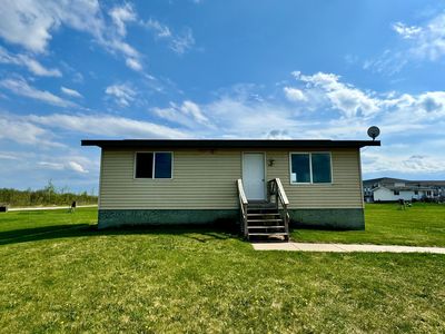 608 Garfield St SE, Warroad, MN, 56763