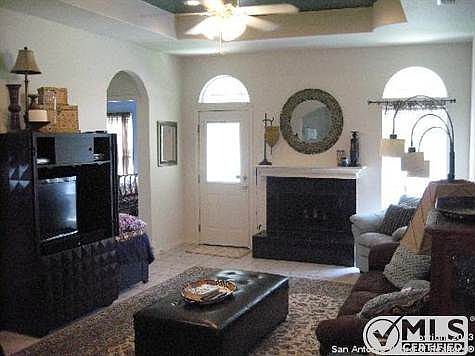 2nd image of 1714 Larkspur Dr