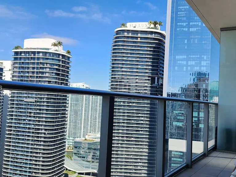 1010 Brickell Ave #4208 — Photo 14