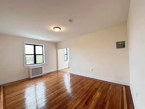 514 E 81st St #3A, New York, NY 10028