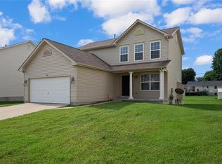 208 Americana Cir, Fairview Heights, IL 62208