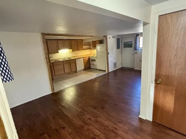 632 Washakie St, Lander, WY 82520