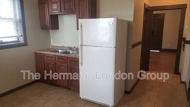1 bed, 1.0 bath, 650 sqft, $700 — Photo 3