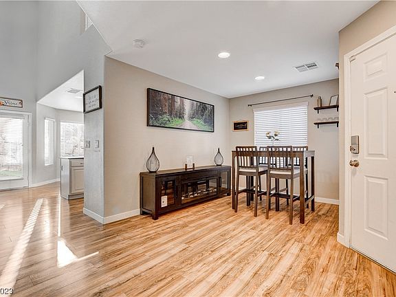 4th image of 7641 Lookout Hill St