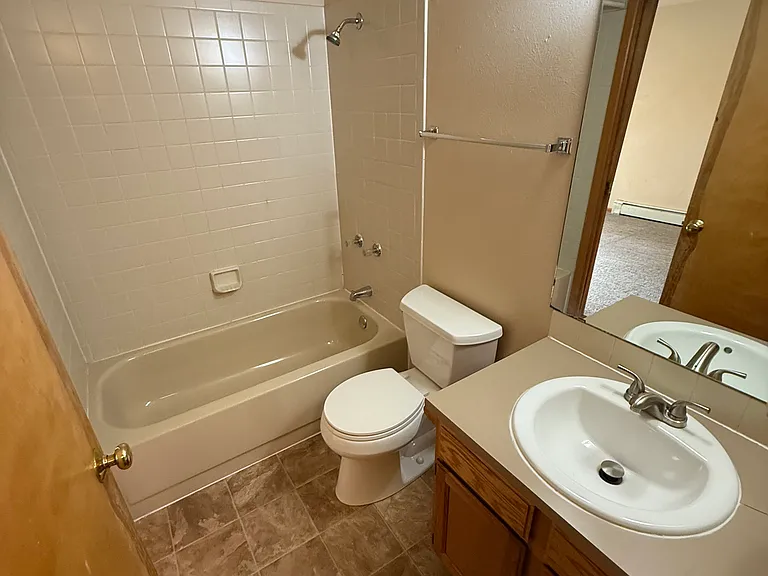 3131 Bell Dr — Photo 15