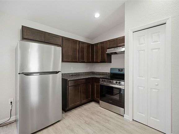 4th image of 2824 SW 161ST LOOP