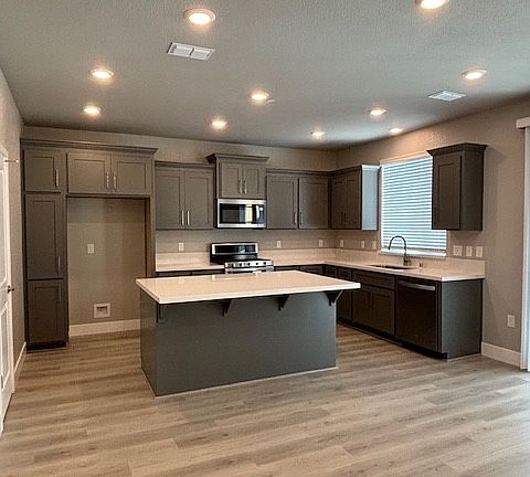 2nd image of 825 Salt Flat Ln