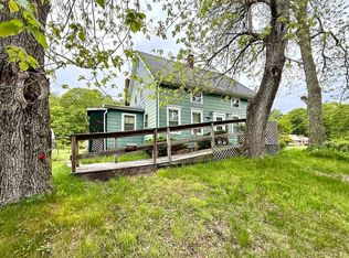 527 Collins Corner Rd, Dartmouth, MA 02747