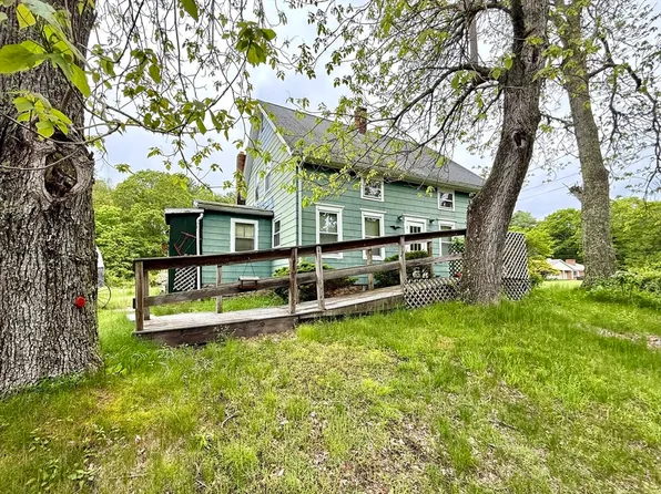 527 Collins Corner Rd, Dartmouth, MA 02747