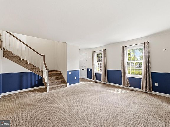4th image of 13 Sussex Way