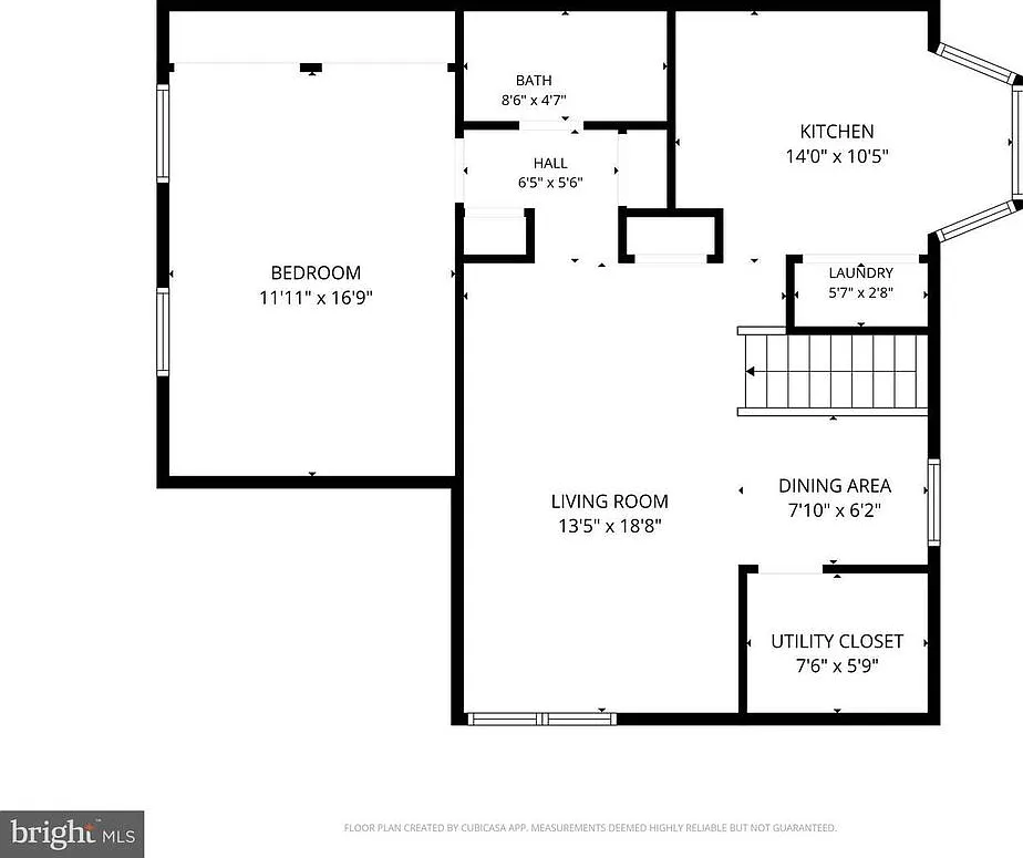 1 bed, 1.0 bath, 828 sqft, $1,800 — Photo 2