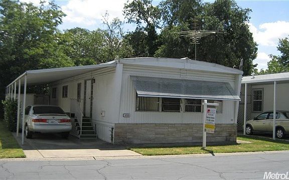 2nd image of 5732 Clearwater Dr