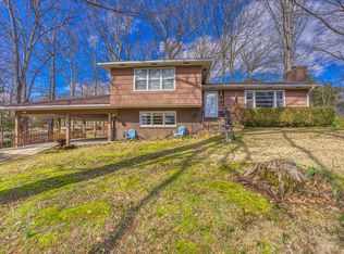 1626 Ridge Ave, Florence, AL 35630