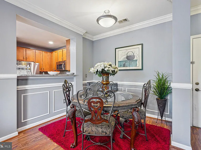 4850 Eisenhower Ave #205 — Photo 15