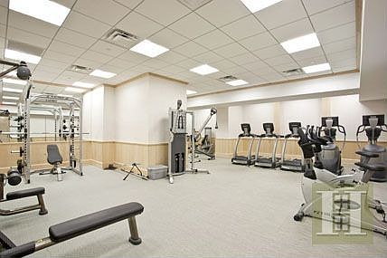2nd image of 235 W 75th St APT 2I