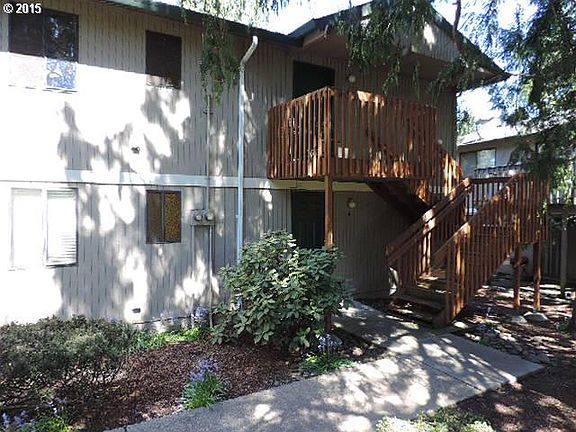 2nd image of 1414 NE 72nd St APT 4