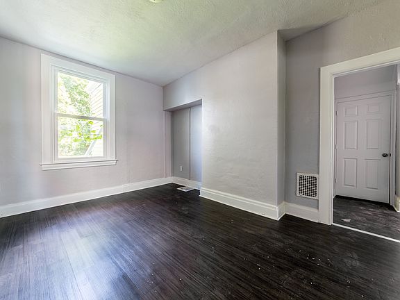 5th image of 1327 Lettie Hill St #S