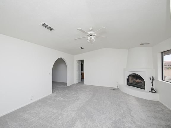 4th image of 3505 Thunderbird Ln