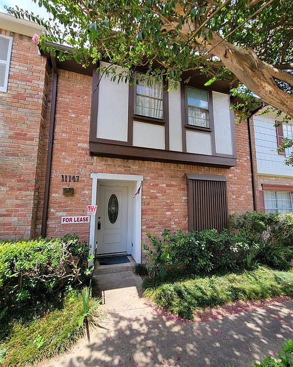 1st image of 11147 Village Bend Ln #1147