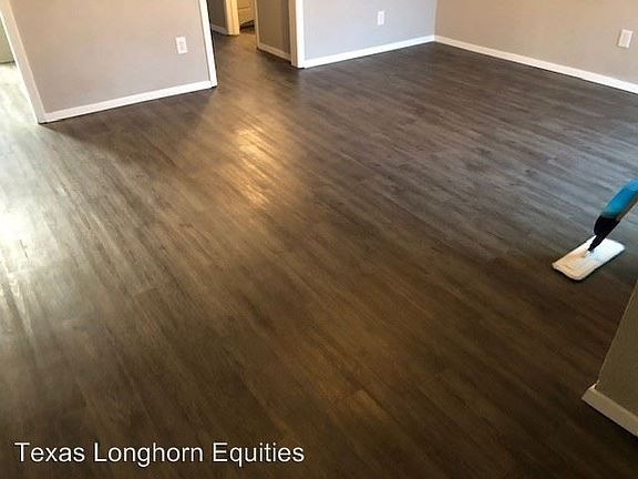 3rd image of 1053 Cottonwood Trl