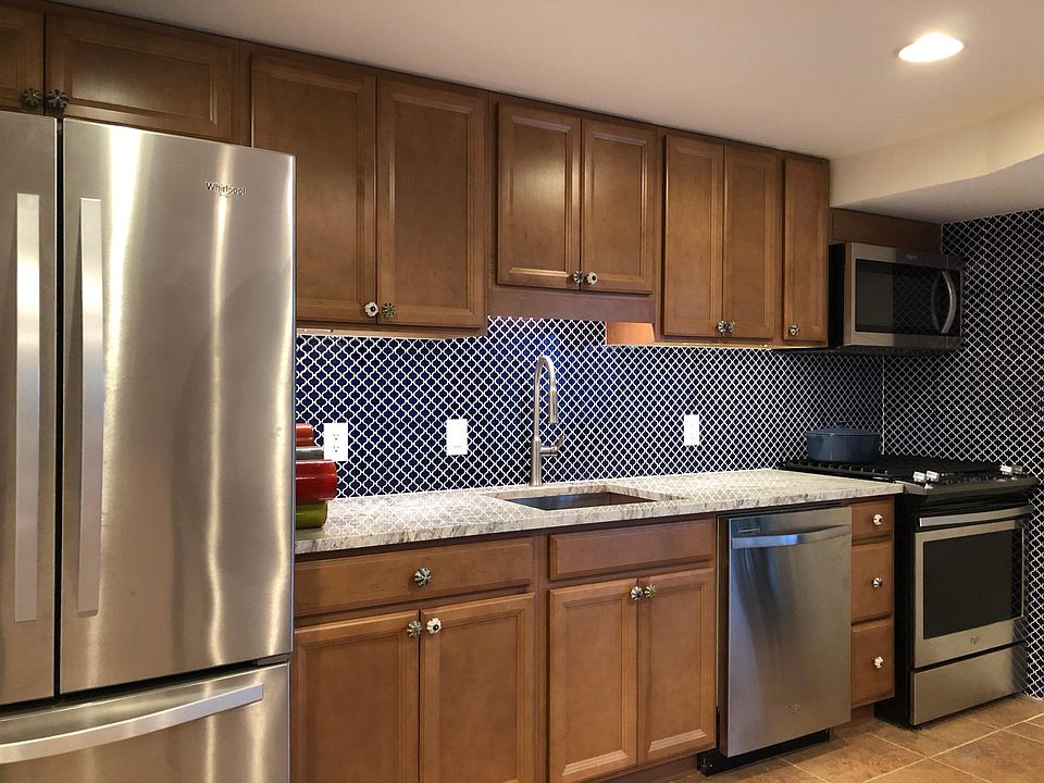 Brand new kitchen with granite counter, gas stove, Whirlpool appliances