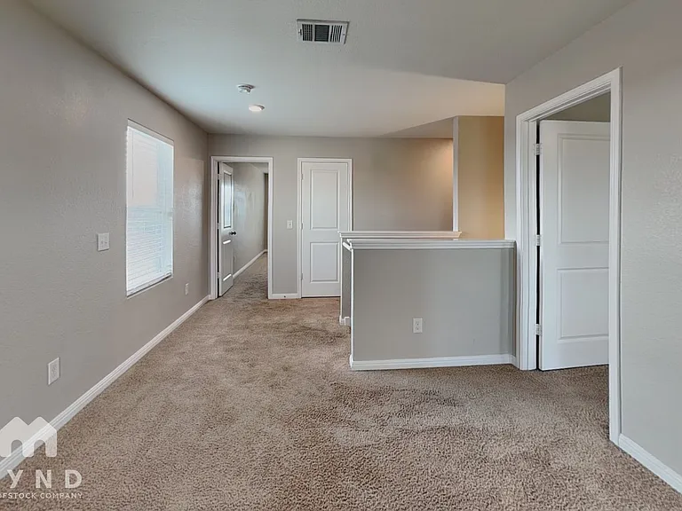 19024 George Norris Dr — Photo 11