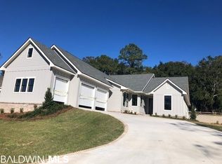 834 Apricot Ln, Fairhope, AL 36532