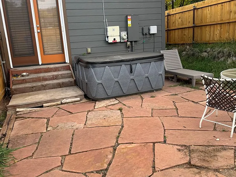 78 Jameson Dr — Photo 30