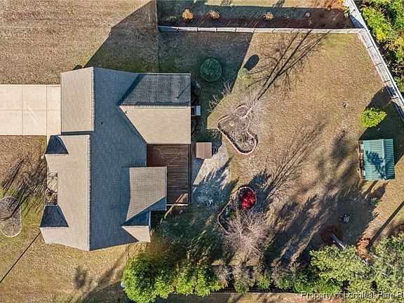 3rd image of 271 Caswell Pines Ln