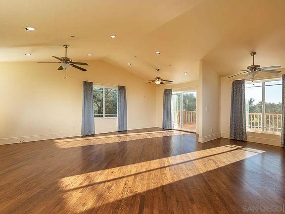 3rd image of 1328 Riverwood Rd