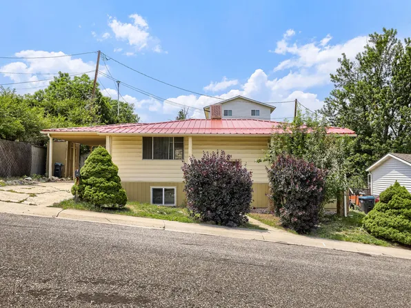 301 Moss St, Golden, CO 80401