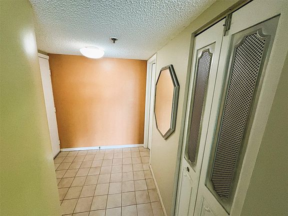 5th image of 3940 Inverrary Boulevard #701a