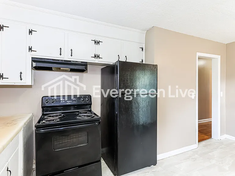 2013 Garr Dr — Photo 6