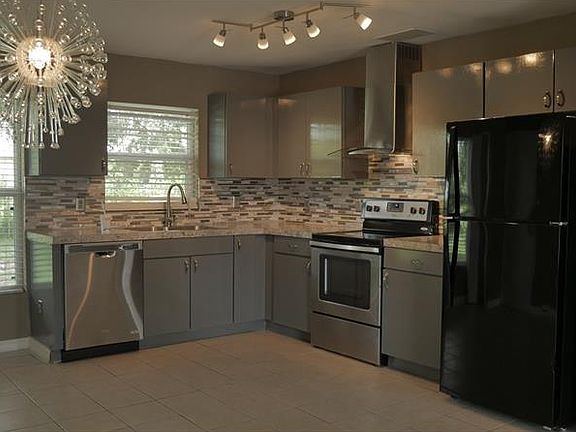 5th image of 506 Hummingbird Ct