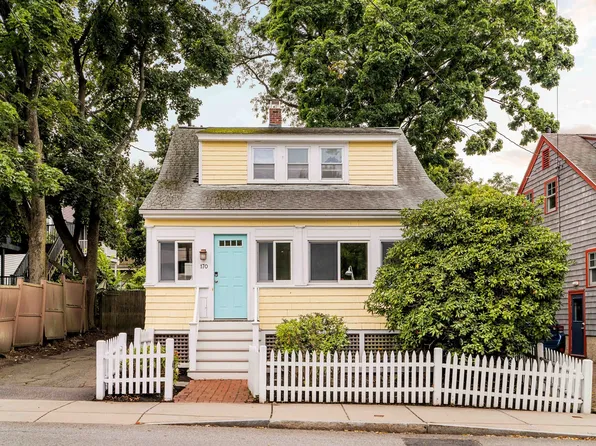170 Garden St, Cambridge, MA 02138