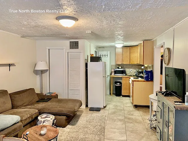 3 Stillman St #1 — Photo 1
