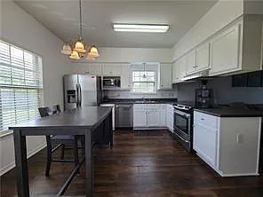 3 bed, 2.0 bath, 1267 sqft, $1,600 — Photo 3