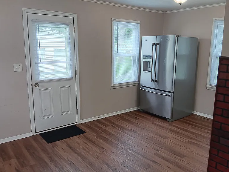 1123 Parrish St — Photo 9