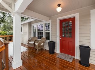 2739 SW Spring Garden St, Portland, OR 97219