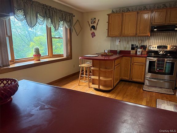 5th image of 4 Chaucer Road