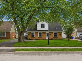 2074 Churchill Ave, Burlington, ON L7R 3T7