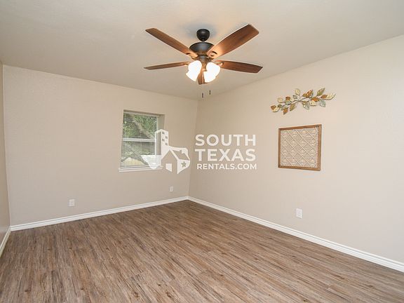 5th image of 308 Westwood St #A
