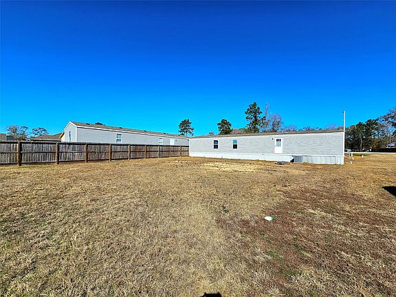 3rd image of 16618 Fairman Dr