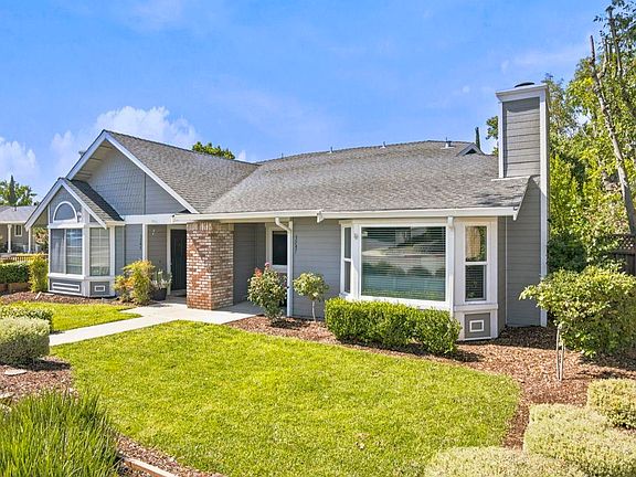 3rd image of 3747 Vineyard Ave