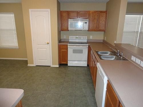 3rd image of 8704 Gaines Dr